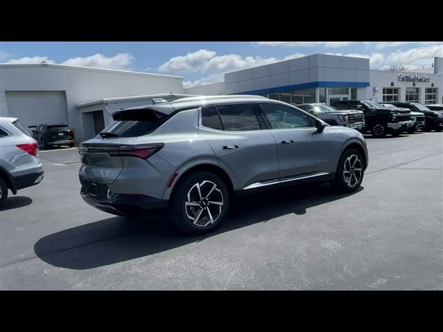 new 2025 Chevrolet Equinox EV car, priced at $34,590