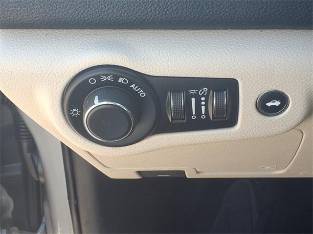 used 2015 Chrysler 200 car, priced at $12,995