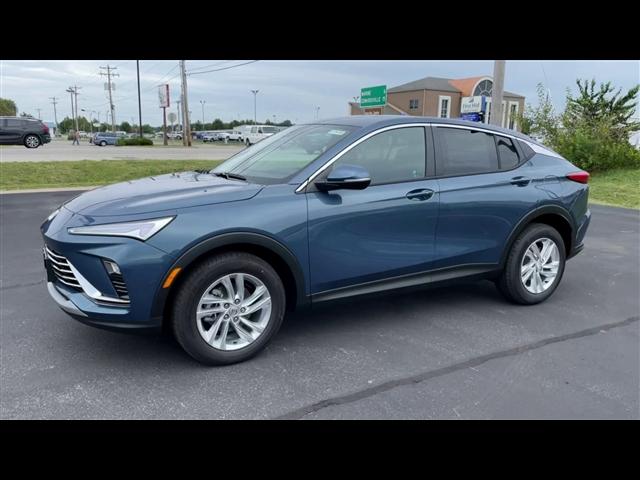 new 2025 Buick Envista car, priced at $25,075