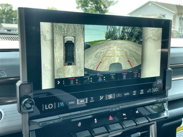 new 2025 GMC HUMMER EV SUV car, priced at $100,589