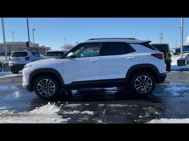 new 2025 Chevrolet TrailBlazer car, priced at $27,970