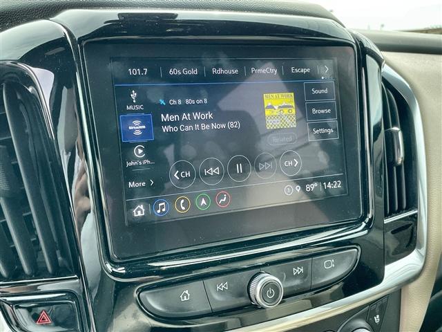 used 2023 Chevrolet Traverse car, priced at $37,998
