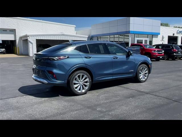 new 2025 Buick Envista car, priced at $31,560