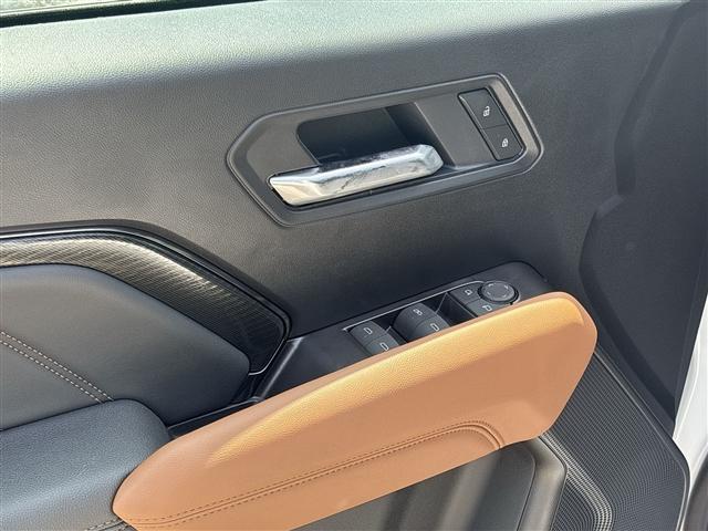new 2025 GMC Canyon car, priced at $44,105