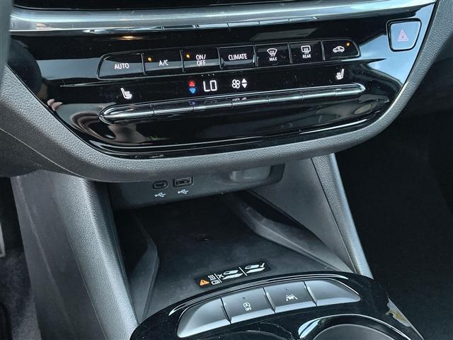 new 2025 Buick Envista car, priced at $30,499
