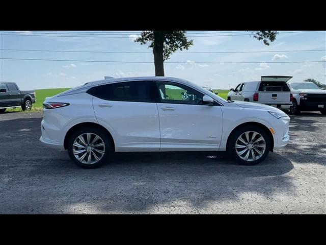 new 2025 Buick Envista car, priced at $30,499