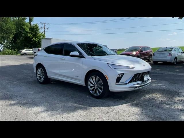 new 2025 Buick Envista car, priced at $30,499