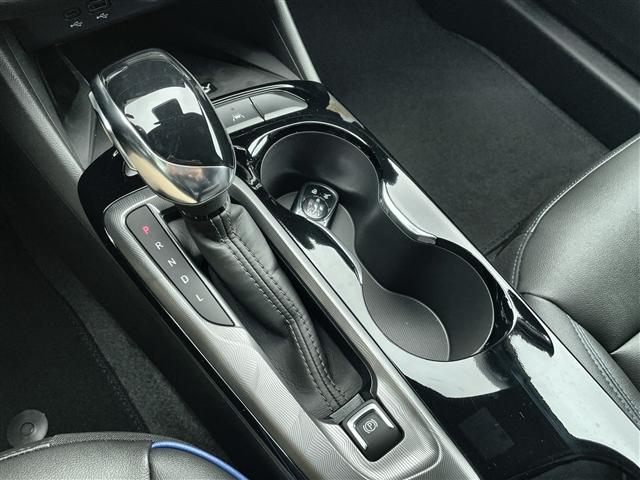 new 2025 Buick Envista car, priced at $29,246