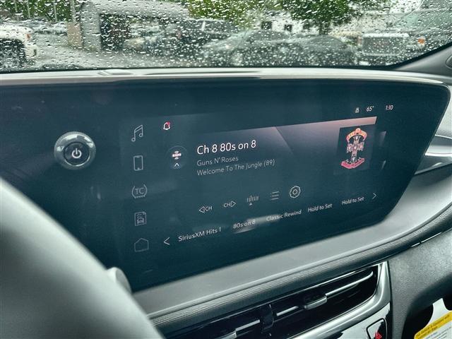 new 2025 Buick Envista car, priced at $29,246