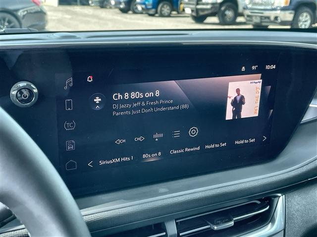 new 2025 Buick Envista car, priced at $25,554