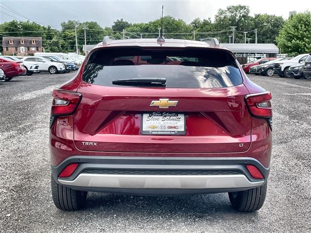 new 2025 Chevrolet Trax car, priced at $24,096