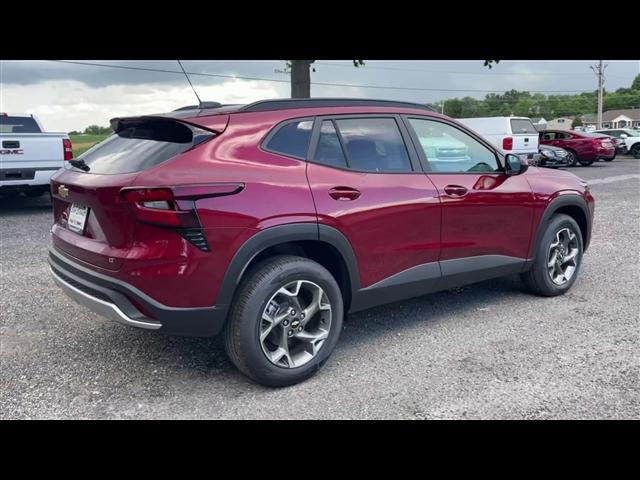 new 2025 Chevrolet Trax car, priced at $24,096