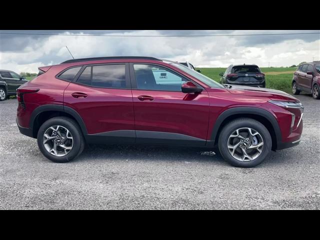 new 2025 Chevrolet Trax car, priced at $24,096