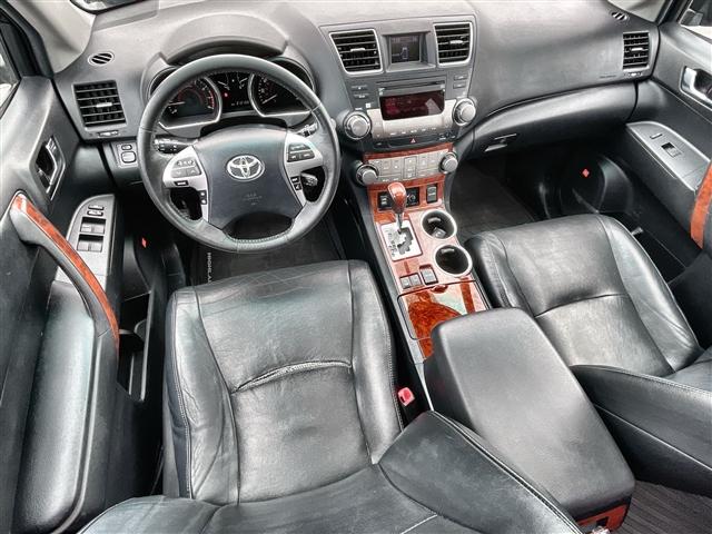 used 2012 Toyota Highlander car, priced at $9,753