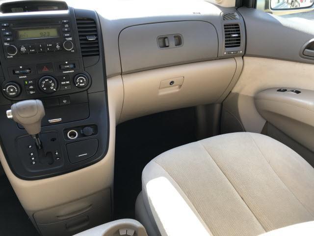 used 2008 Kia Sedona car