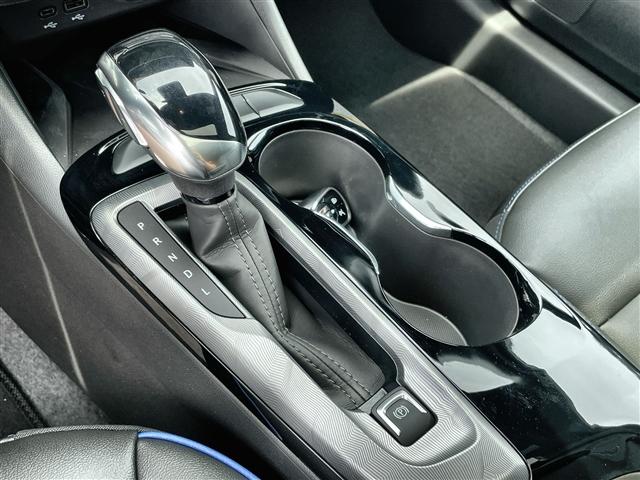new 2025 Buick Envista car, priced at $28,648