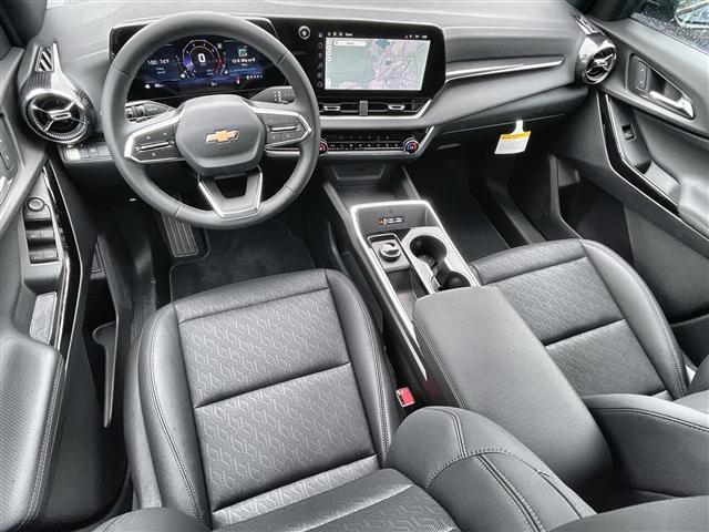 new 2026 Chevrolet Equinox car, priced at $31,670