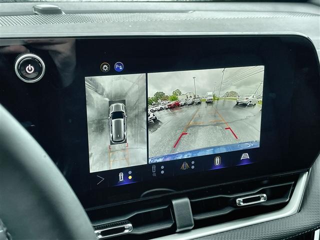 new 2026 Chevrolet Equinox car, priced at $31,670