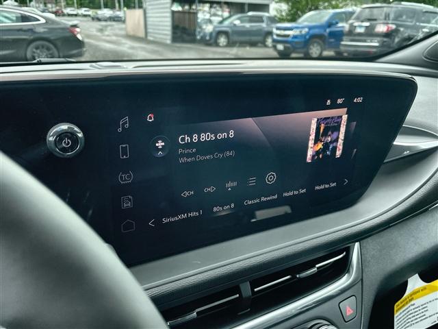 new 2025 Buick Envista car, priced at $27,280