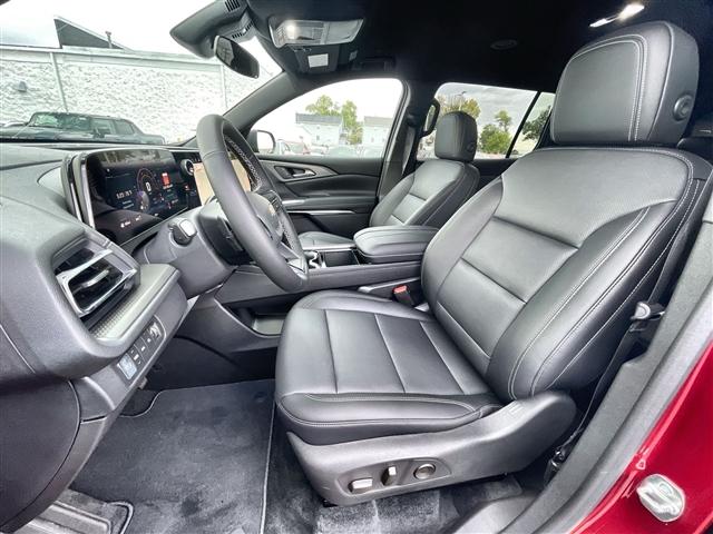 new 2026 Chevrolet Traverse car, priced at $44,342