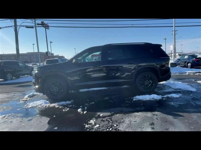 new 2025 Chevrolet Traverse car, priced at $46,838