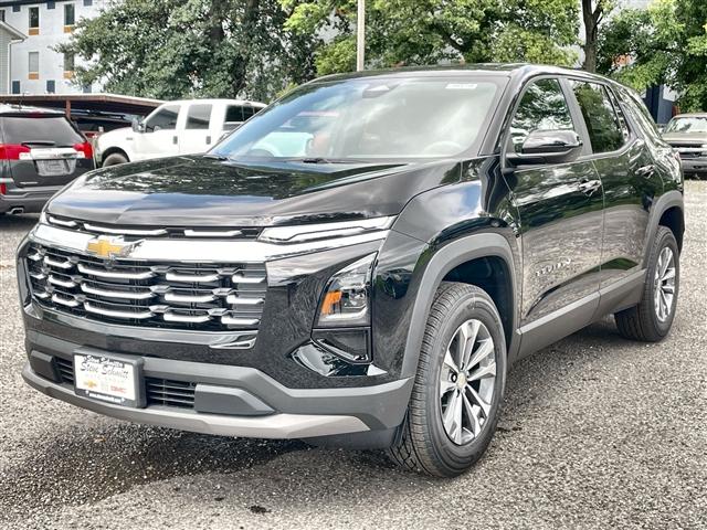 new 2026 Chevrolet Equinox car, priced at $32,045