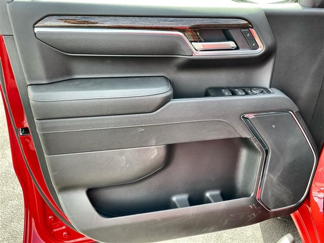 new 2025 GMC Sierra 1500 car, priced at $49,610