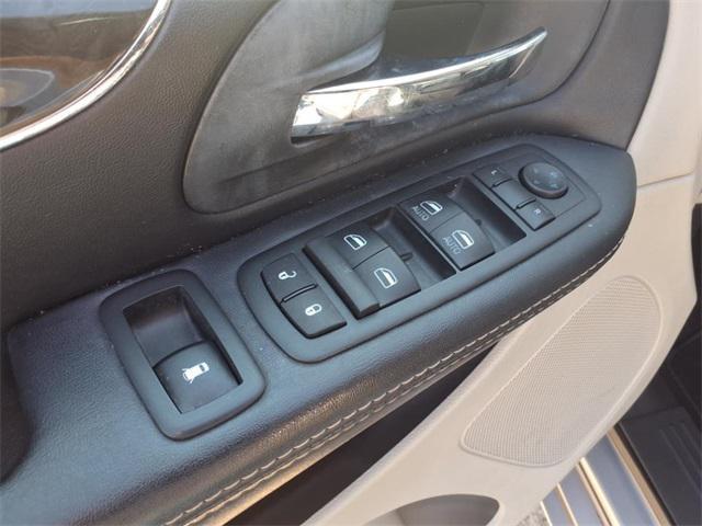 used 2015 Chrysler Town & Country car, priced at $11,995