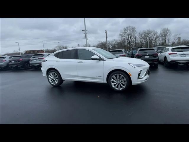 new 2025 Buick Envista car, priced at $30,254