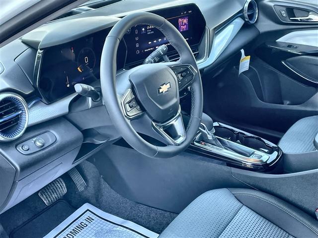 new 2025 Chevrolet Trax car, priced at $24,871