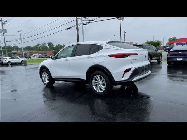new 2025 Buick Envista car, priced at $26,559