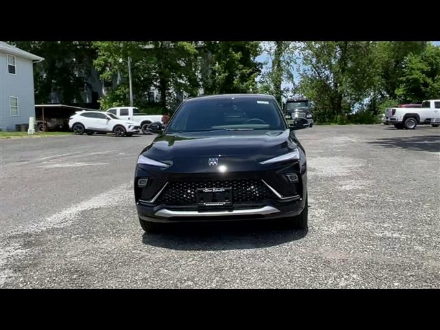 new 2025 Buick Envista car, priced at $30,298