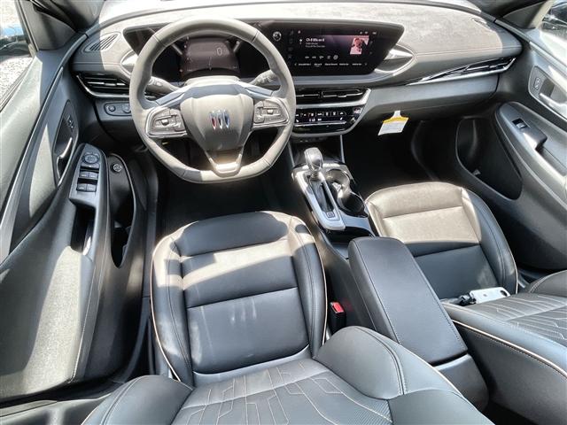 new 2025 Buick Envista car, priced at $30,298