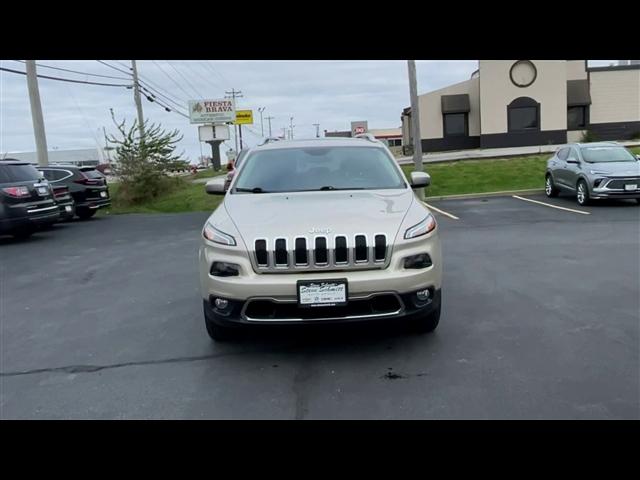 used 2015 Jeep Cherokee car, priced at $14,999