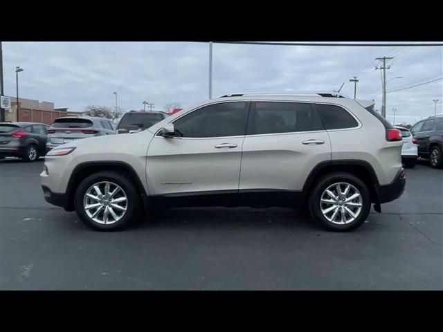 used 2015 Jeep Cherokee car, priced at $14,999