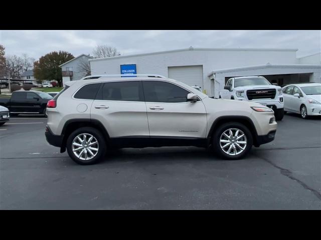 used 2015 Jeep Cherokee car, priced at $14,999