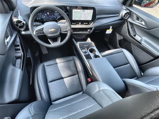 new 2026 Chevrolet Equinox car, priced at $32,540