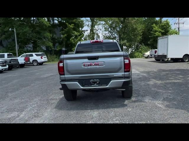 new 2025 GMC Canyon car, priced at $43,371