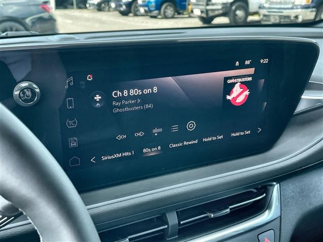 new 2025 Buick Envista car, priced at $26,552