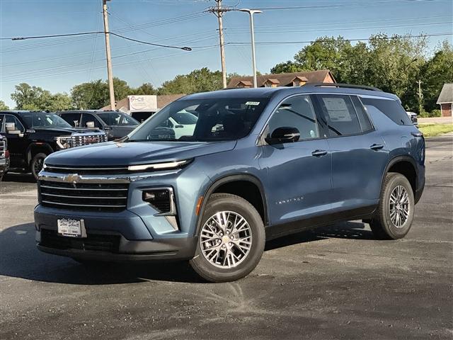 new 2025 Chevrolet Traverse car, priced at $42,595
