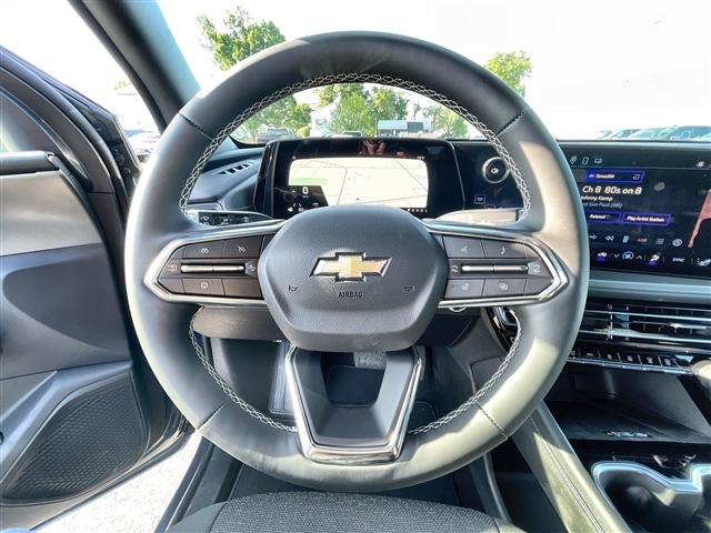 new 2025 Chevrolet Traverse car, priced at $42,595