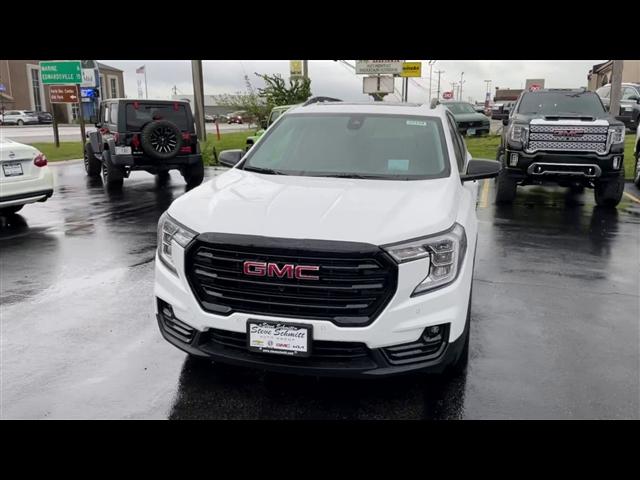 new 2024 GMC Terrain car, priced at $30,619