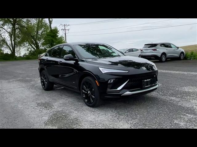 new 2025 Buick Envista car, priced at $29,246