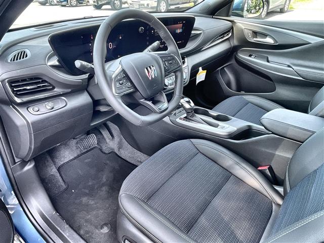 new 2025 Buick Envista car, priced at $26,648