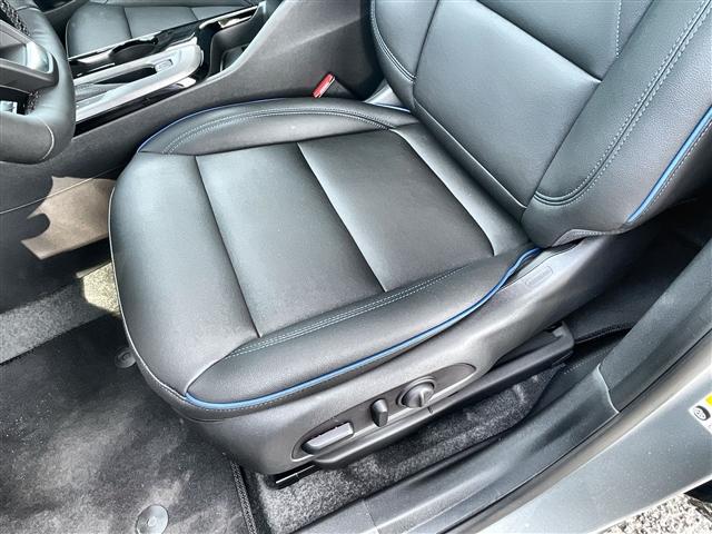 new 2025 Buick Envista car, priced at $28,617