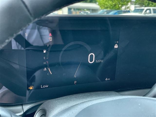 new 2025 Buick Envista car, priced at $28,617