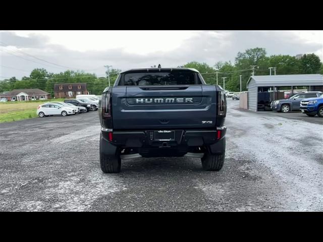 new 2025 GMC HUMMER EV Pickup car, priced at $98,645