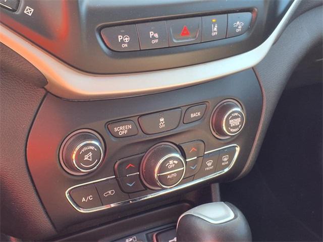 used 2014 Jeep Cherokee car, priced at $14,995