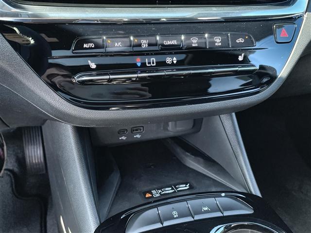 new 2025 Buick Envista car, priced at $31,560