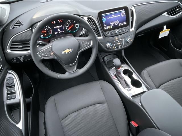 new 2025 Chevrolet Malibu car, priced at $27,495